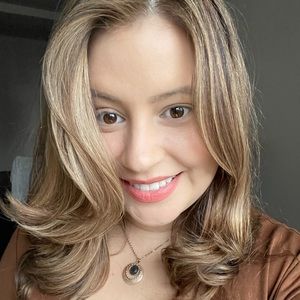 Meet your Posher, Justine